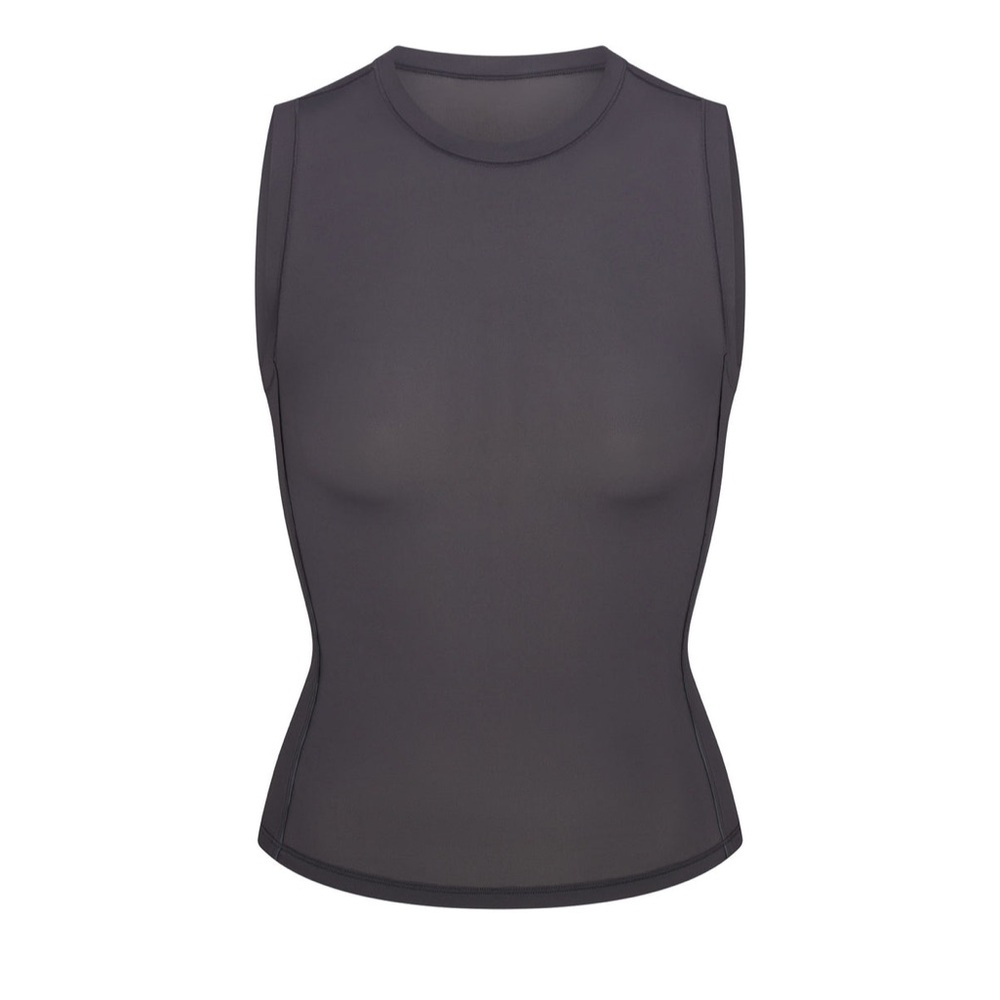 NIKESKIMS WEIGHTLESS LAYERS SLEEVELESS
